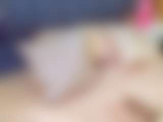 emily-86's Live Sex Cam Show