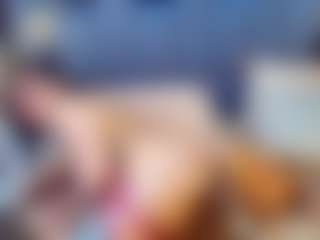 emily-86's Live Sex Cam Show