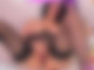 Live cam show with ClaireWarner - Amateur on Camsoda