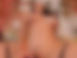 llanaa's Live Sex Cam Show
