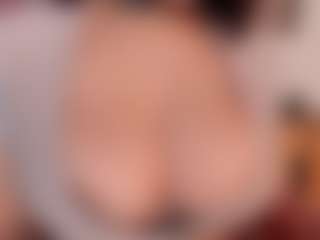 llanaa's Live Sex Cam Show