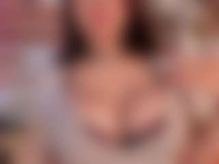llanaa's Live Sex Cam Show