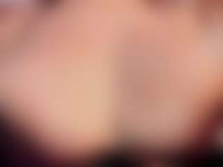 llanaa's Live Sex Cam Show