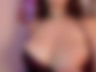 llanaa's Live Sex Cam Show