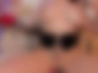 llanaa's Live Sex Cam Show