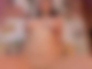 llanaa's Live Sex Cam Show