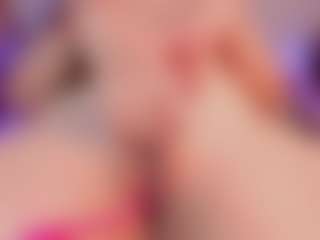 llanaa's Live Sex Cam Show