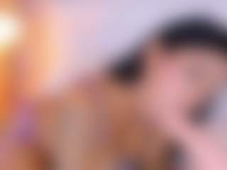 Live cam show with Nathali-Jones - Ball Sucking on Camsoda