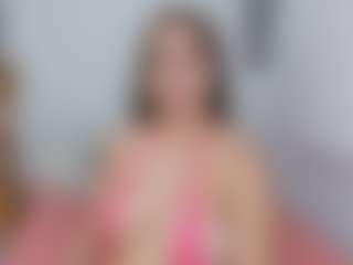 Live cam show with dannyevans - Oil on livesuperchat.net