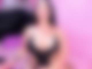 Live cam show with Megan-ryans - Smoking on pussylord.com