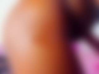 Live cam show with MelodyBae - Blowjob on luckytryst.com