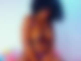 Live cam show with MelodyBae - Black on googirlz