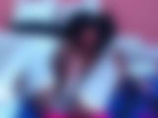 Live cam show with MelodyBae - Ebony Big Tits on CamClone