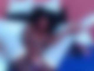 Live cam show with MelodyBae - Bedroom Black on livesuperchat.net