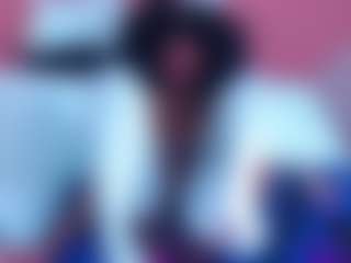 Live cam show with MelodyBae - Flashing on livesuperchat.net