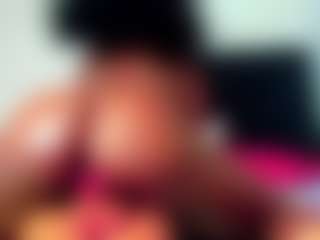Live cam show with MelodyBae - Bedroom on Hubzter Live