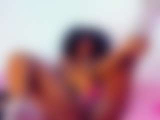 Live cam show with MelodyBae - Black BBW on Camming Site