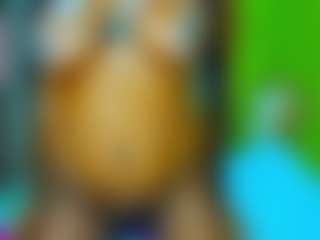 Live cam show with MelodyBae - Solo on Camsoda
