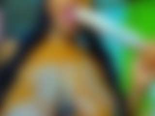 Live cam show with MelodyBae - Bedroom Ebony on Fit Hotties