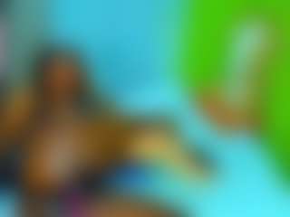 Live cam show with MelodyBae - Living Room on CamwithHer