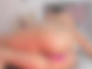 Live cam show with MiaPearls - Thong on LiveSexCams6