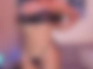Tori Cross's Live Sex Cam Show