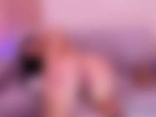 Tori Cross's Live Sex Cam Show