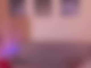 Live cam show with Tori Cross - Twerk on Chatstar