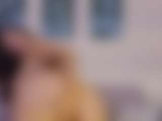Tori Cross's Live Sex Cam Show