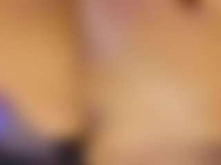 Tori Cross's Live Sex Cam Show