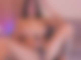 Tori Cross's Live Sex Cam Show