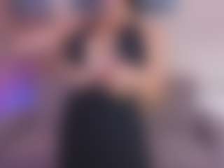 Tori Cross's Live Sex Cam Show