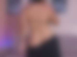 Live cam show with Tori Cross - Brown Eyes Big Tits on CamClone