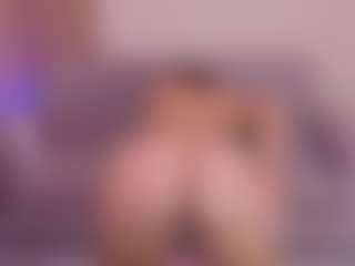 Tori Cross's Live Sex Cam Show