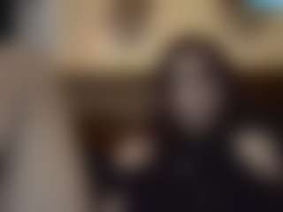 Live cam show with Divathesnakecharmer - Ebony on realtime-chat