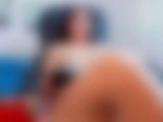 Mia-Taylors's Live Sex Cam Show