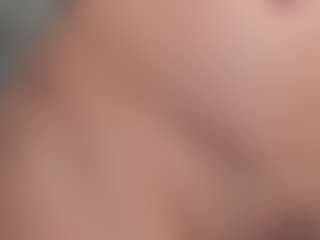 Live cam show with KatieNolan - Brown Hair on chickslive.net