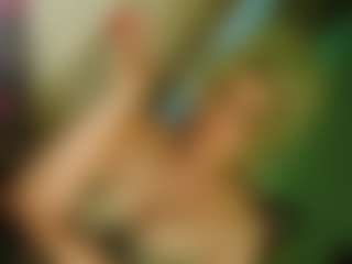 Live cam show with TsPostOphere - Blue Eyes on slutload
