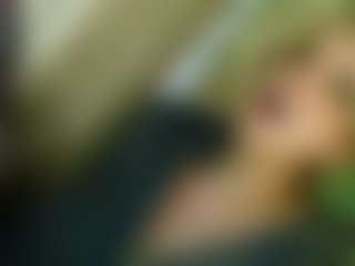 Show in cam erotica live di TsPostOphere
