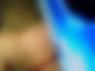 Live cam show with TsPostOphere - Average on Camsoda