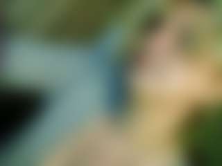 Live cam show with TsPostOphere - Average on Camsoda