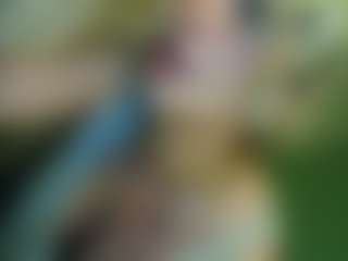 Live cam show with TsPostOphere - Spank on sexylive.show