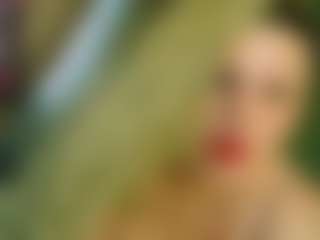 Live cam show with TsPostOphere - Average on Camming Site