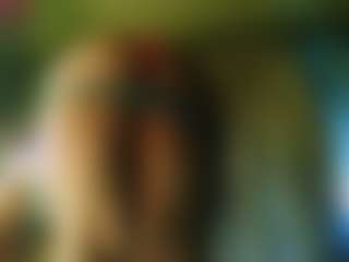 Live cam show with TsPostOphere - Average on LiveSexCams6