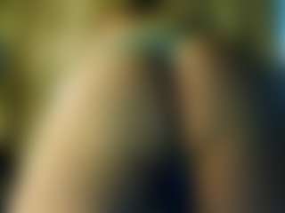 Live cam show with TsPostOphere - Average on Camsoda