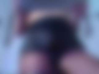 Live cam show with Emily - Amateur on AdultVida.com