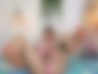 Queenramona-hot's Live Sex Cam Show