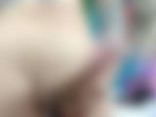 Live cam show with Queenramona-hot - Self Suck on Camsoda