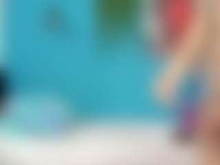 Live cam show with Queenramona-hot - Flat Chested on Camsoda
