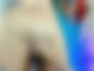 Live cam show with Queenramona-hot - White on TeamSkeetLive | colombia
